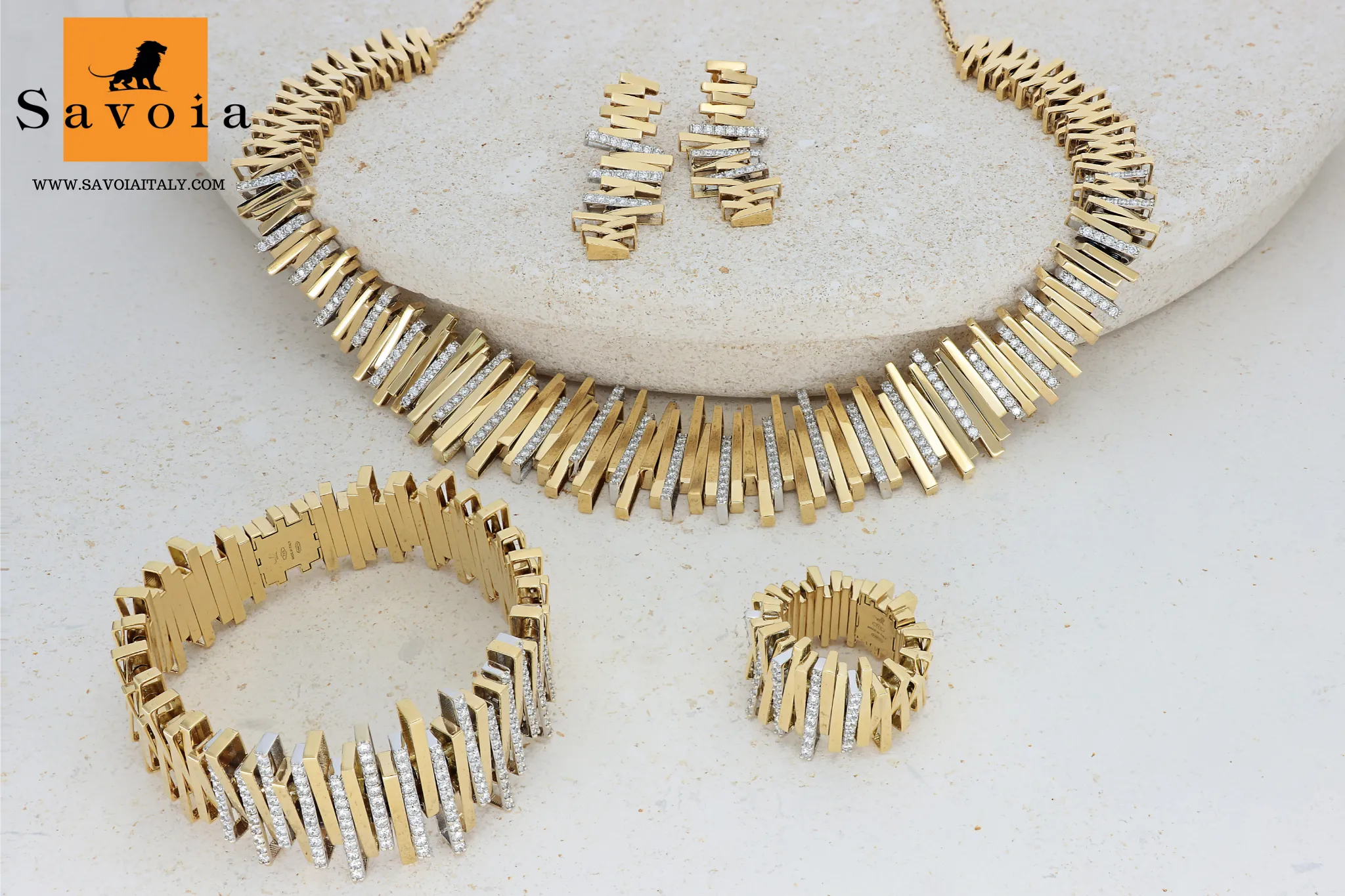 Savoia Italian Handcrafted Jewelry - Arena Jewelry Collection - Arezzo Jewelers - Elmwood Park, IL