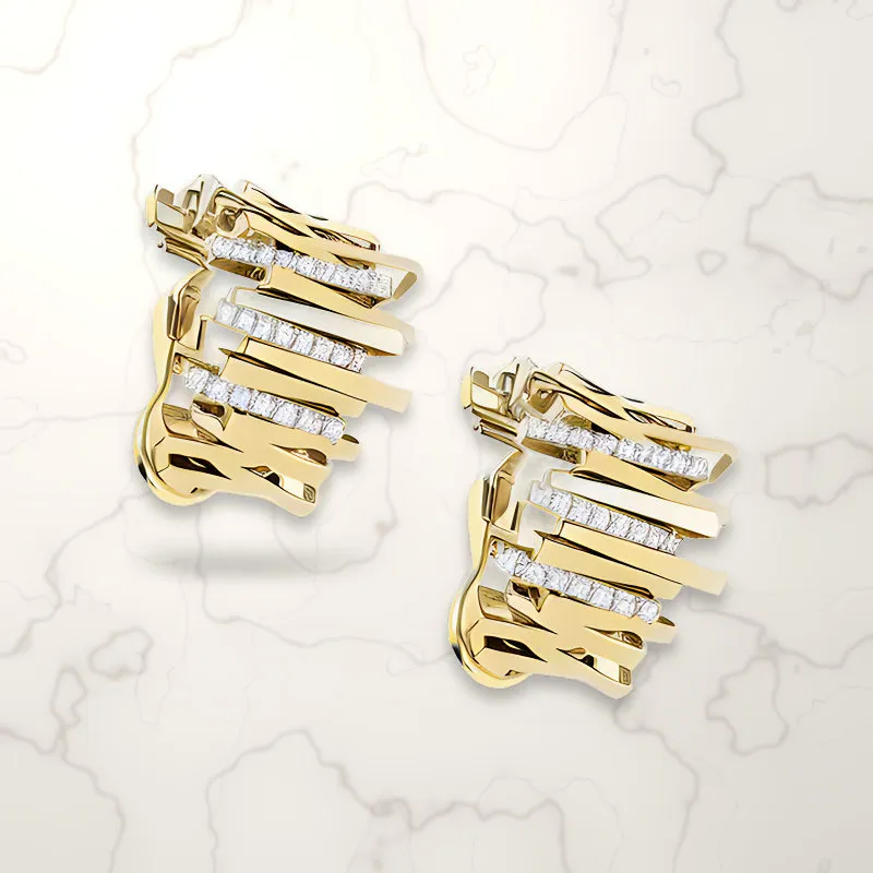 Savoia Arena earrings in 18K two-tone gold with natural diamonds on white marble