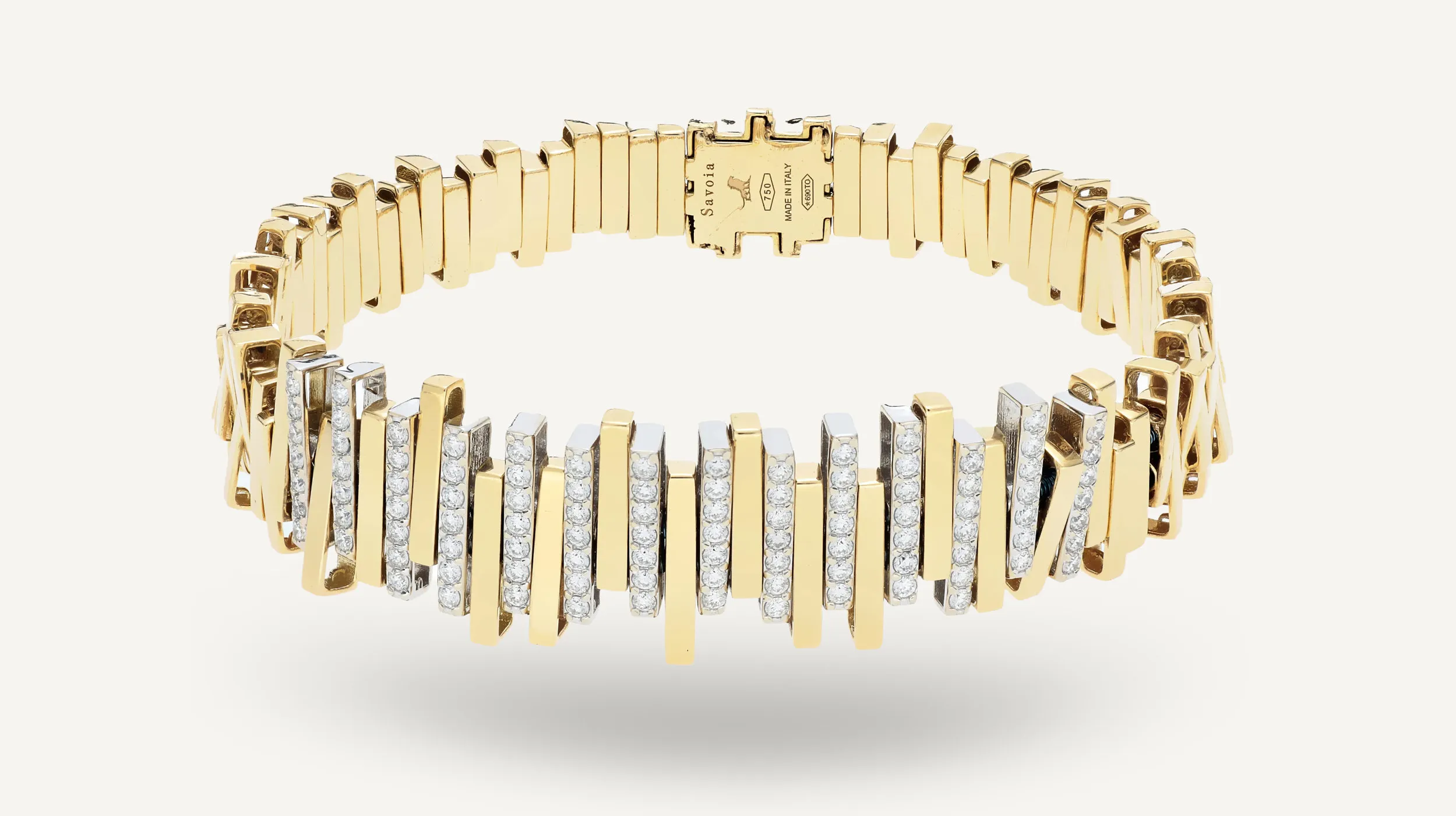 Italian Gold Jewelry at Arezzo Jewelers Elmwood Park, IL