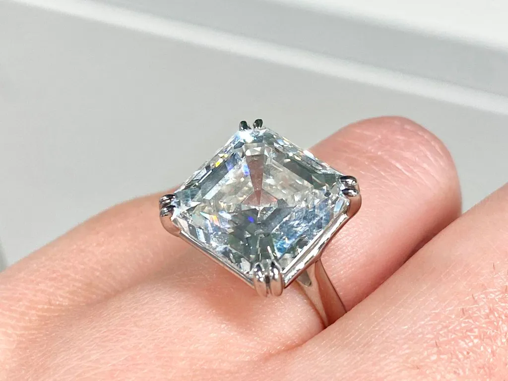 Arezzo Jewelers Elmwood Park, IL