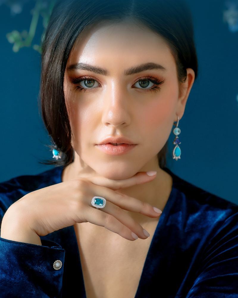 Colored Stone Jewelry Discover the latest trends and amplify any look with gorgeous jewelry from the top designers in the field.