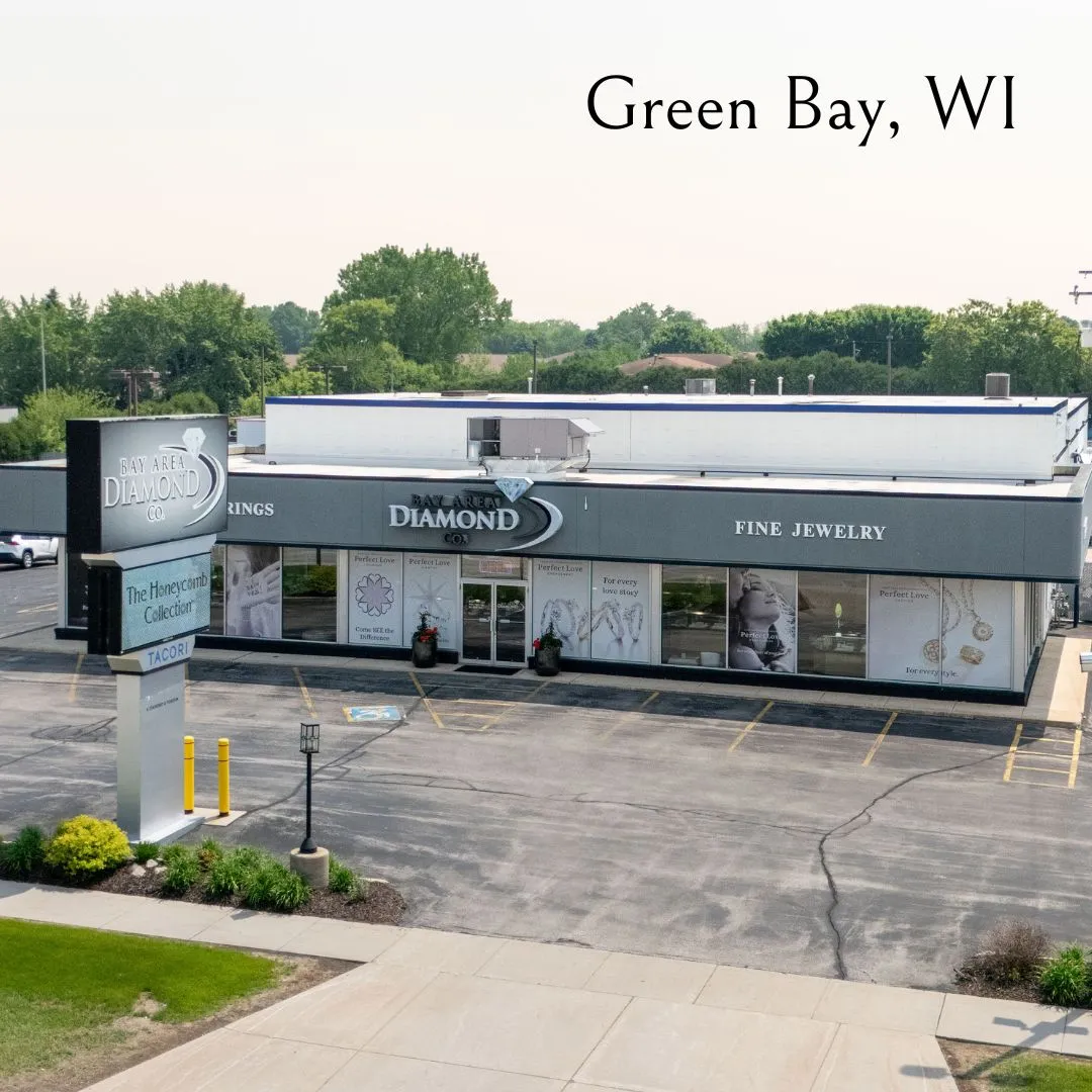 The Bay Area Diamond Company storefront on South Military Avenue in Green Bay