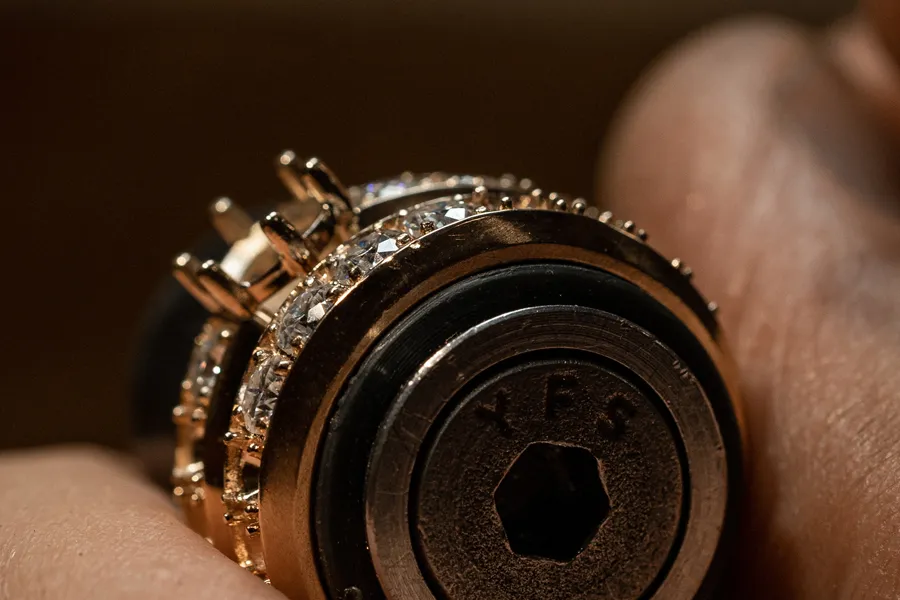 Learn about Shank and Head Replacement image