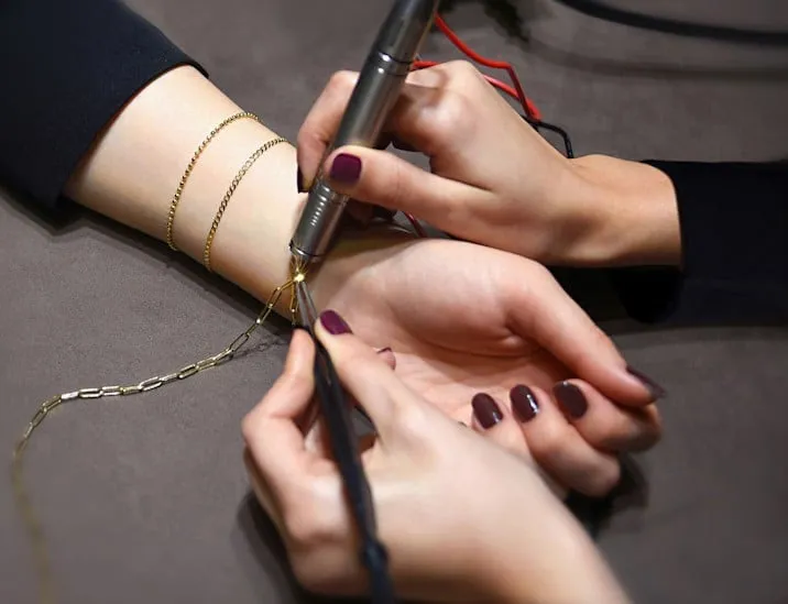 Read article:  Link Up with Permanent Jewelry