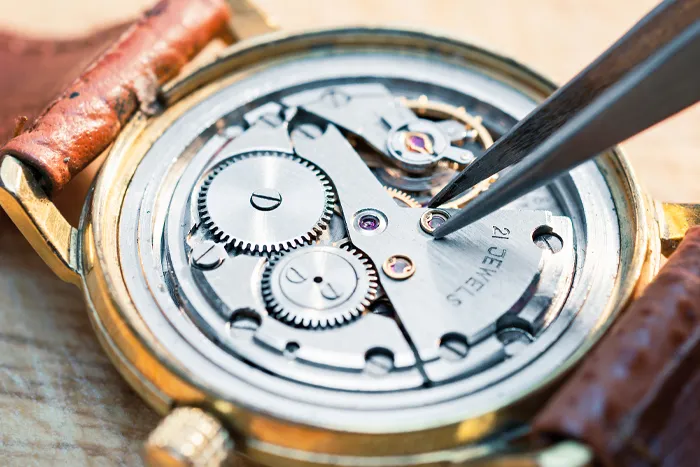 Learn about Watch Repairs image