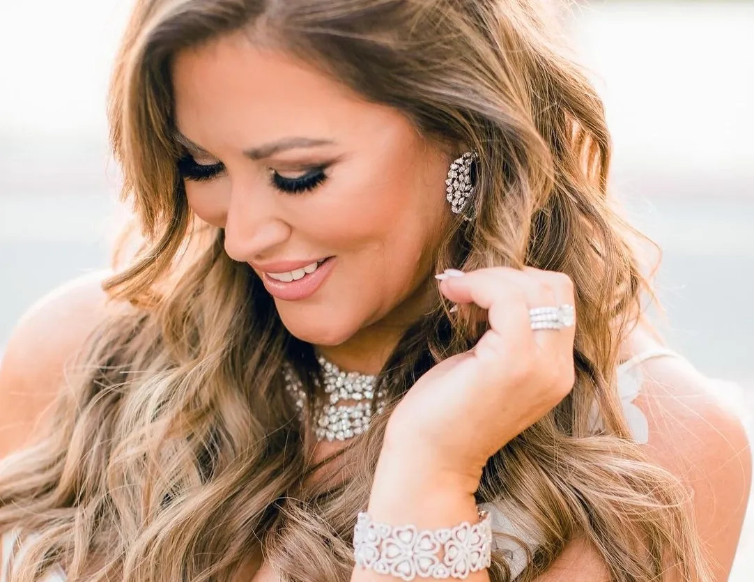 OC Housewife Emily Simpson Gets 3 New Wedding Rings