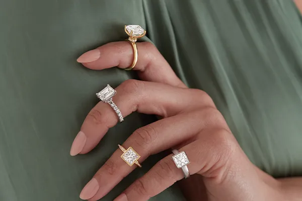 Learn about Jewelry Insurance image