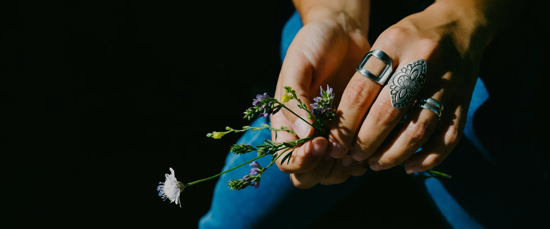 Spring into Style Explore all the exciting seasonal offerings we currently have in stock and pair these pieces with your favorite spring outfits. Carats Mcallen, TX