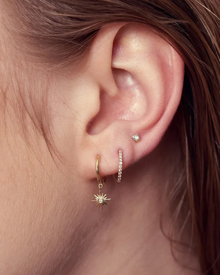 Lafonn Birthstones Featured in our Spring/Summer catalog, these sterling silver birthstone styles make great gifts mom.  Carrol