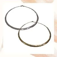 Item P – Reversible 14k yellow/white gold omega necklace, 16-inch