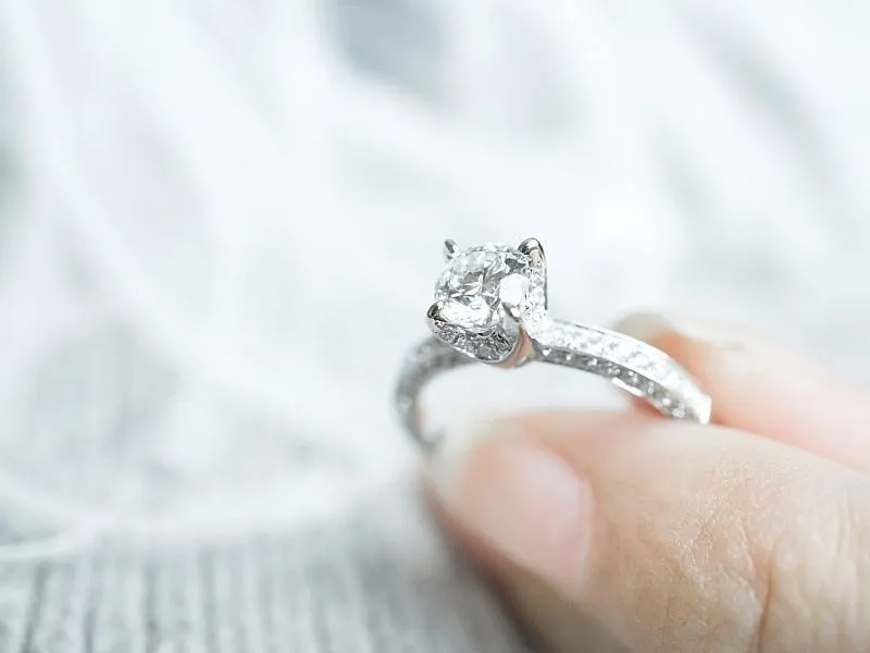 Read article: How to Clean an Engagement Ring: Tips for Long-Lasting Beauty