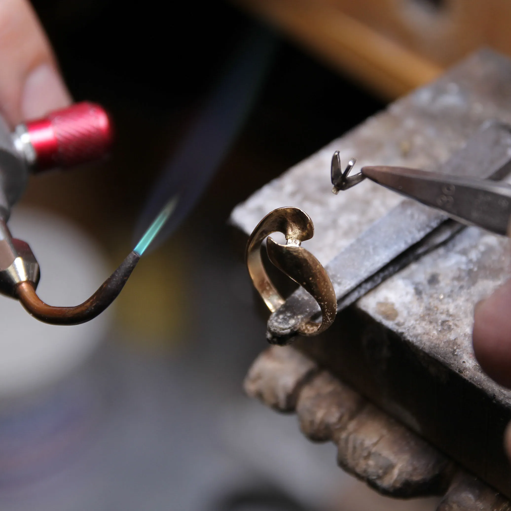 Jewelry & Watch Repair  Chippers Jewelry Bonney Lake, WA
