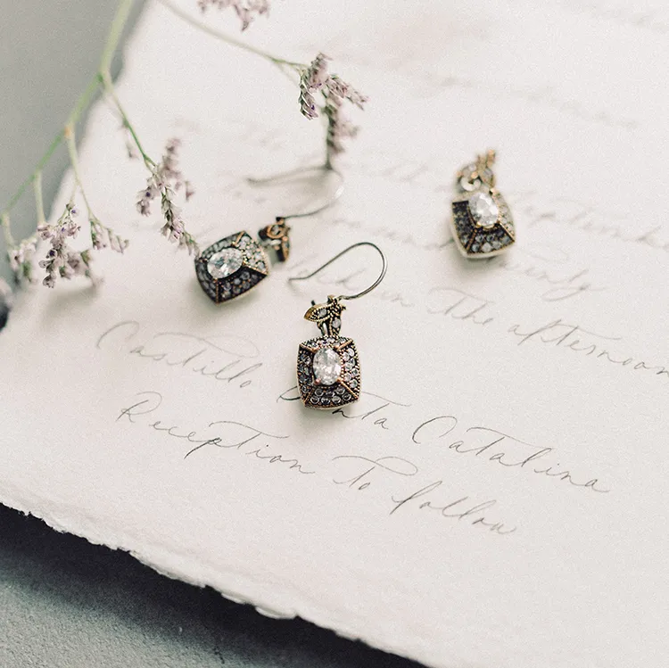 Vintage Estate Retro Antique Earrings  Chippers Jewelry Bonney Lake, WA