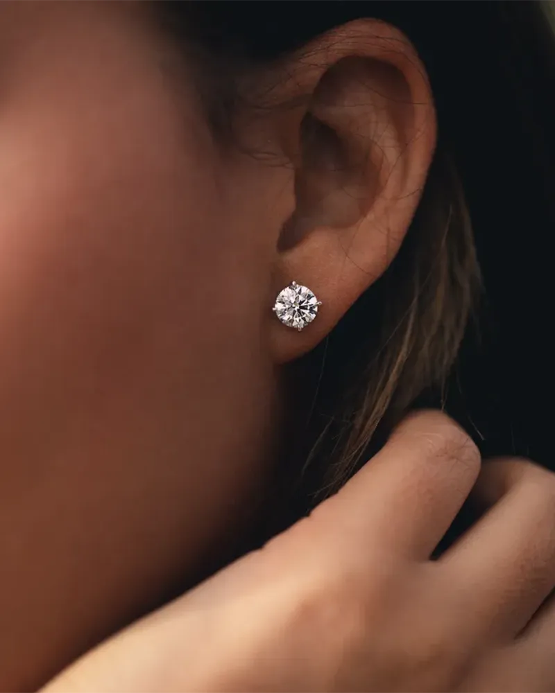 Earrings Sparkle with every turn of your head Clarity Diamond Burnaby, BC