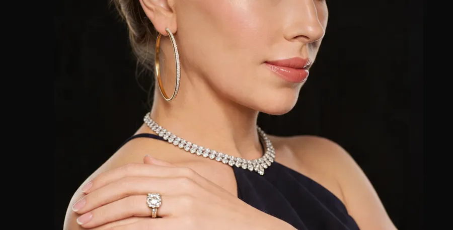 Classic Creations In Diamonds & Gold is a fine jewelry store with luxury watchesin Venice, FL.