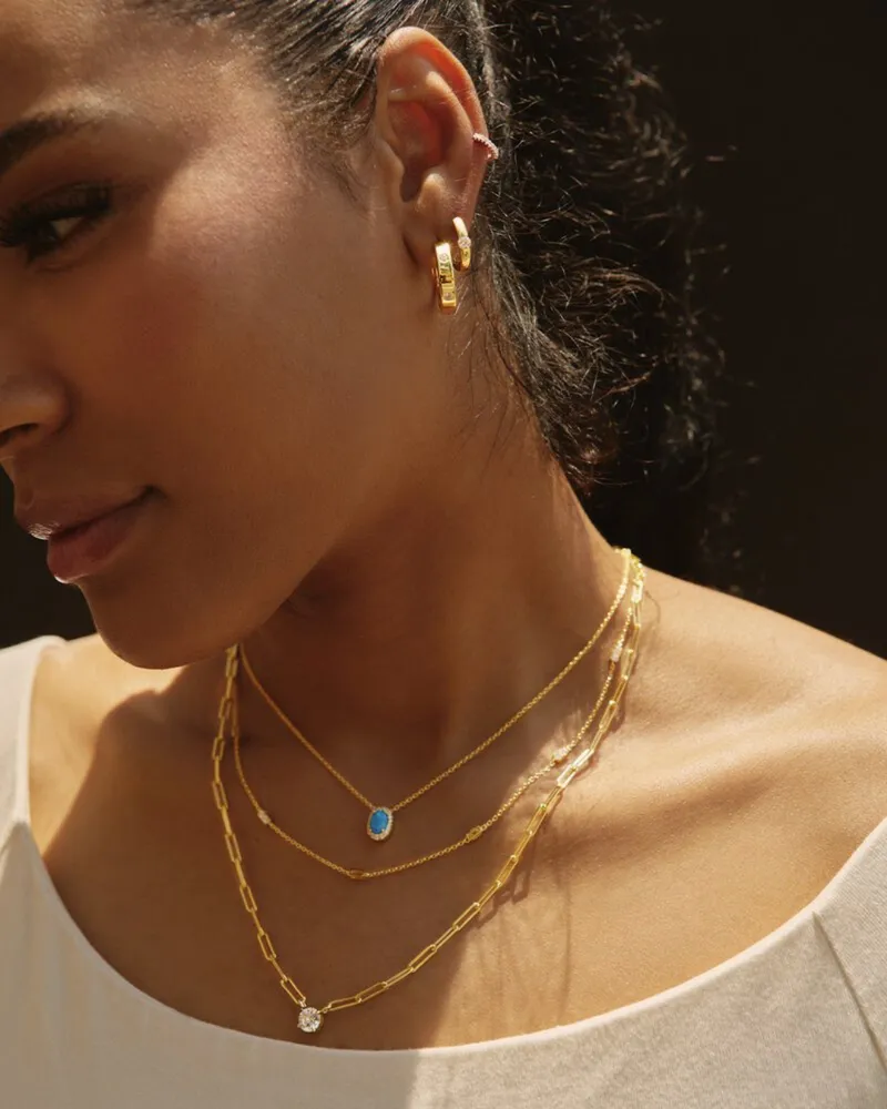 Read article: How To Stack & Style