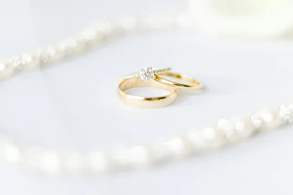 Read article: Top Jewelry Trends to Embrace in Chicago
