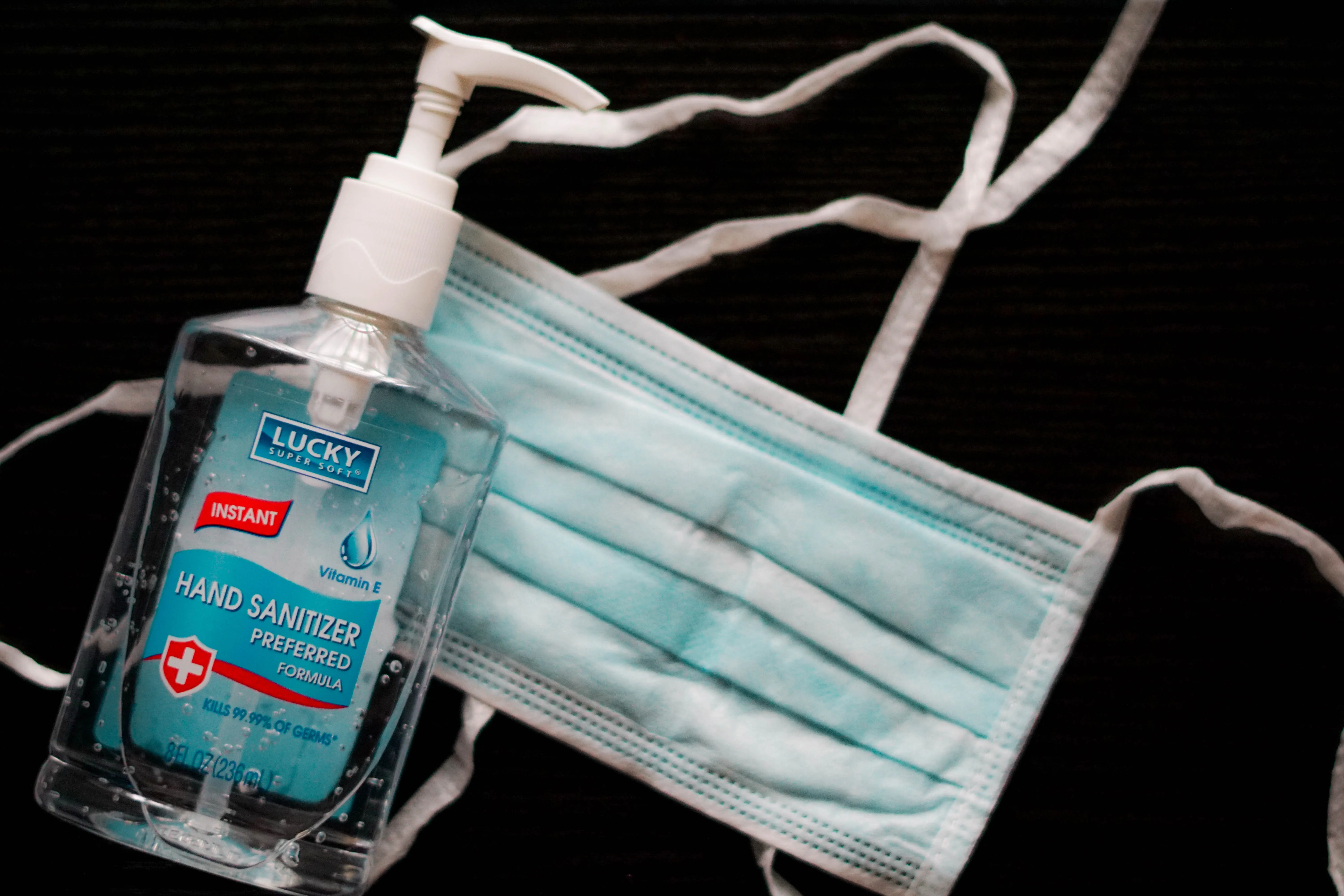 Face mask & Hand Sanitizer