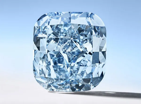 10-Carat Fancy Vivid Blue Diamond Could Fetch $20MM at Sotheby's Geneva