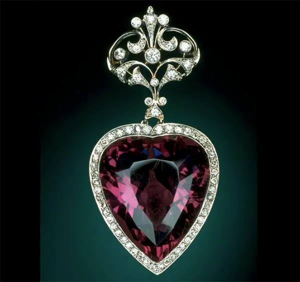 Birthstone Feature: 96-Carat Amethyst Stands Out in This Piece From Nat'l Gem Co