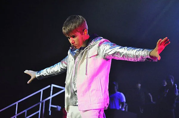 Music Friday: Justin Bieber Wants to 'Lace You With Pearls' in the 2011 Remix of