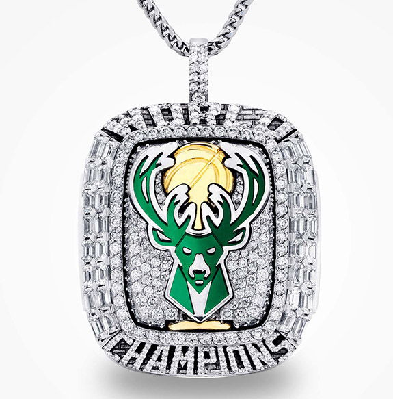 Jewelers Mutual to Give Away Milwaukee Bucks Super Fan Ch
