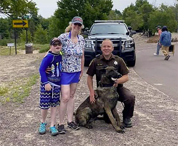 Police Dog Trained to Sniff Out Drugs and Weapons Finds Lost Engagement Ring on 