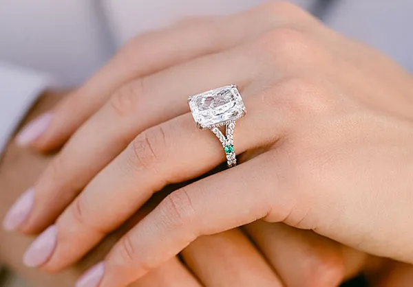 Read article: Gracie Hunt Says 'Yes' With a Show-Stopping Diamond — and a Hint of Green