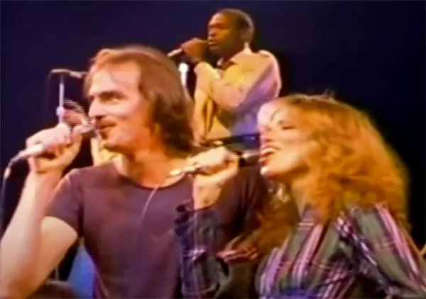 Music Friday: If That ‘Mockingbird’ Won’t Sing, He'll Buy Carly Simon a Di