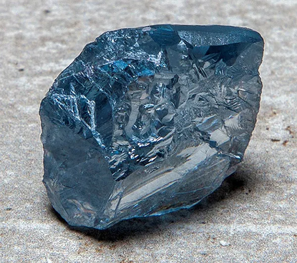 Exceptional 39-Carat Blue Diamond From Iconic Cullinan Mi...