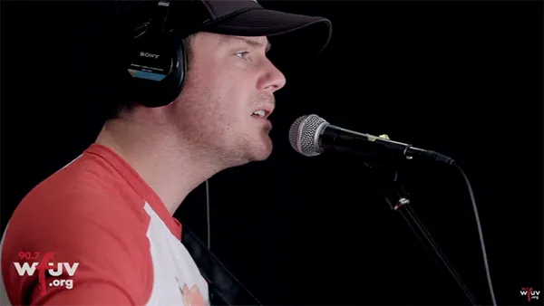 Music Friday: Soused Sam Outlaw Sings, 'I See No Diamond Ring on Your Finger'