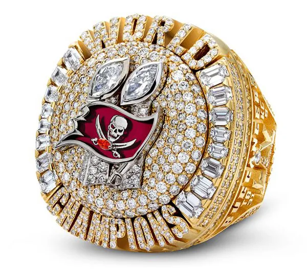 Super Bowl Champ Tom Brady Just Received the 'Most Incredible Ring That's Ever B