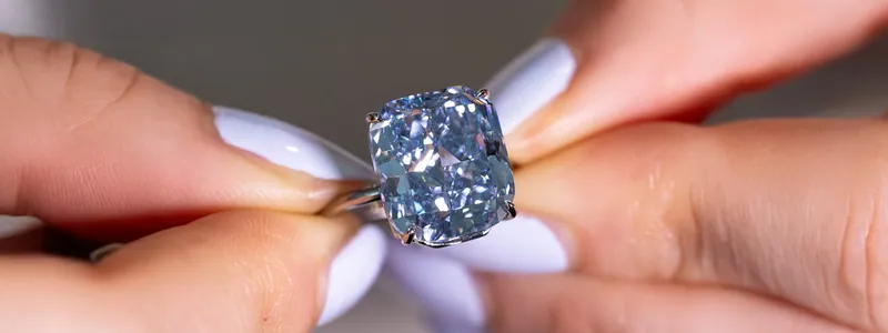 Read article: Blue Diamond May Fetch $20M