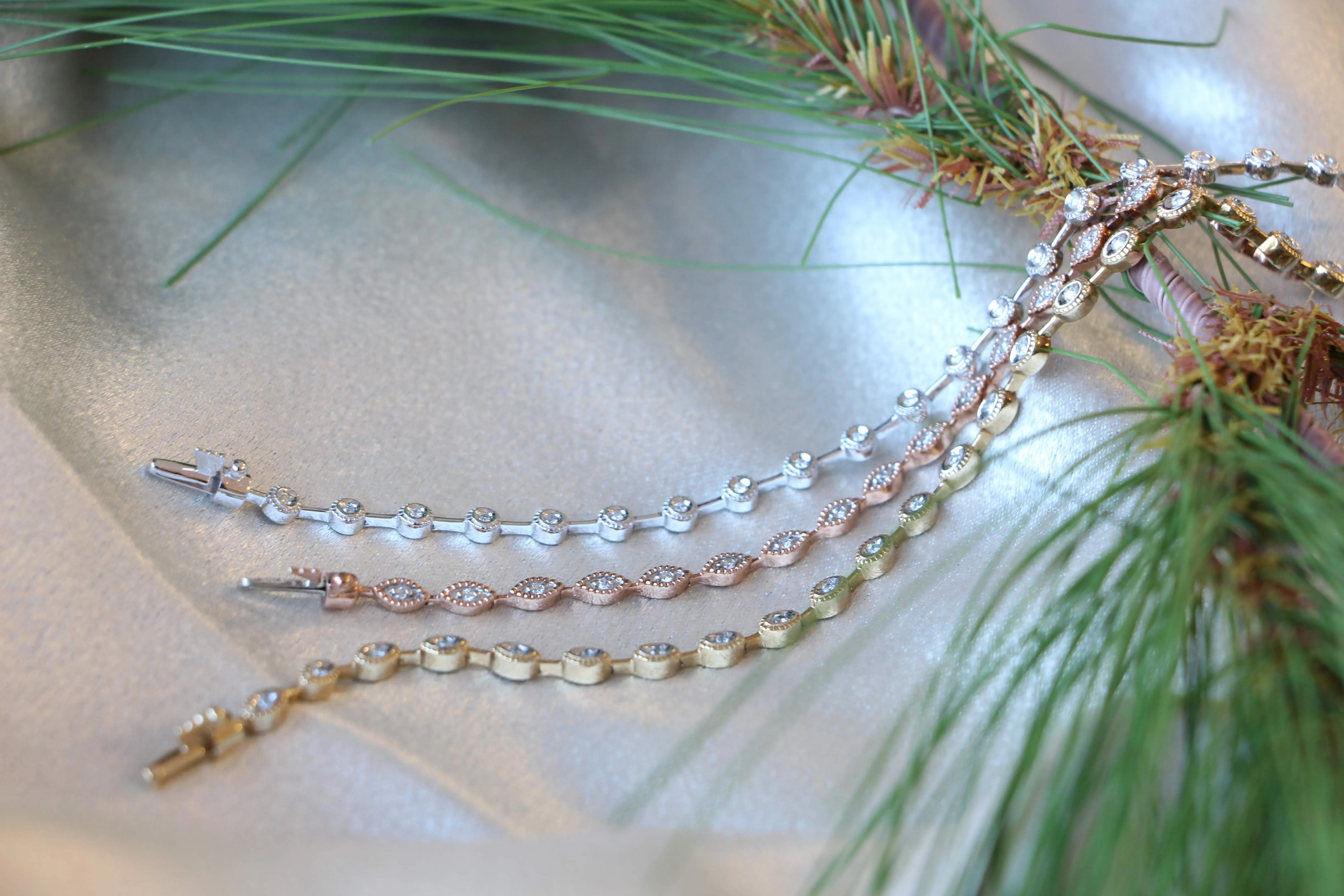 GoExpress Our most popular pieces are ready to ship to your door in 24 hours! D. Geller & Son Jewelers Atlanta, GA