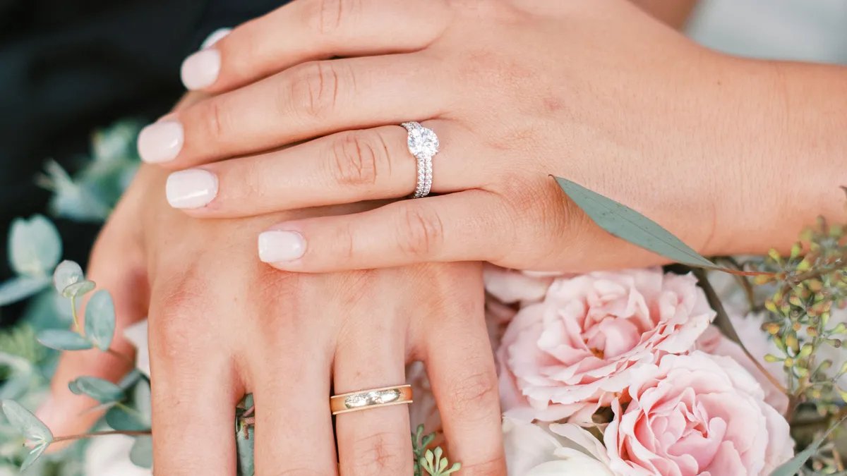 Romantic Green and Gold Wedding Inspiration 