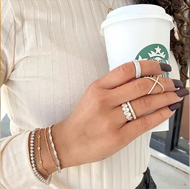 perks of the job Flexible scheduling, business causal dress code, generous employee discount! D. Geller & Son Jewelers Atlanta, 