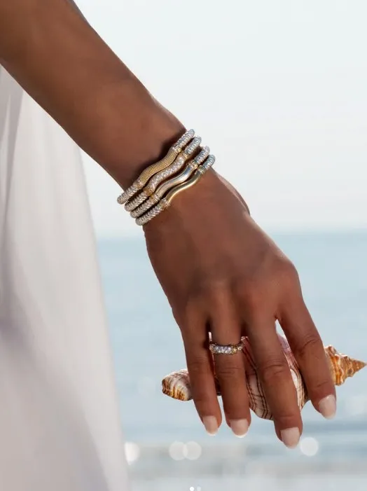 Shop Our VAHAN Collection Elevate your style with our stunning VAHAN collection at Diamond Jewelers in Gulf Shores. Discover elegance today! Diamond Jewelers Gulf Shores, AL