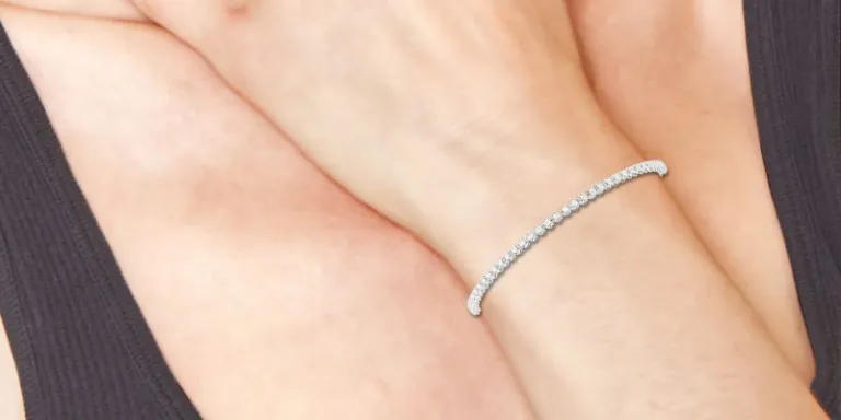Your Ultimate Guide To Choosing The Perfect Diamond Tennis Bracelet To Match You
