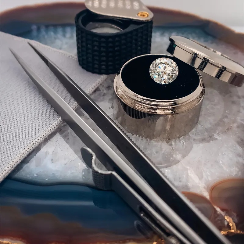 Read article: All about diamonds