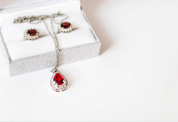 gifts ABOVE $1000  Diedrich Jewelers Ripon, WI