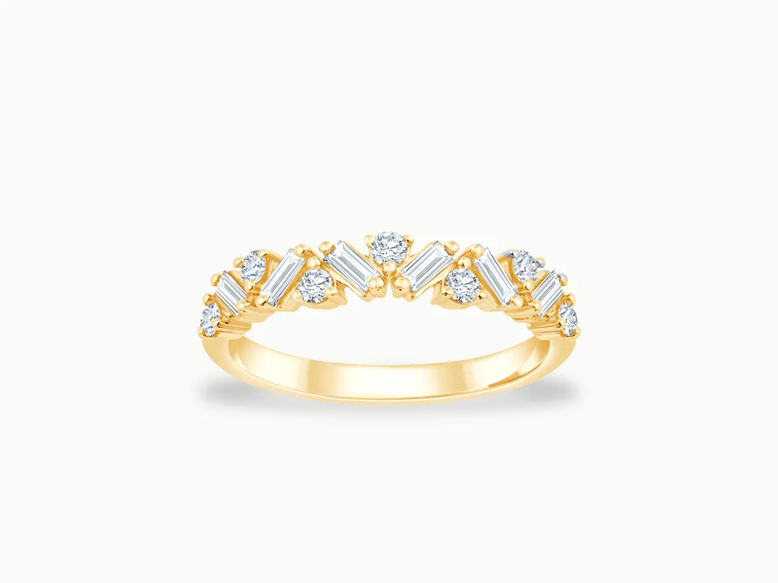 Stylish two-tone wedding band featuring a brushed gray center and polished gold edges. 