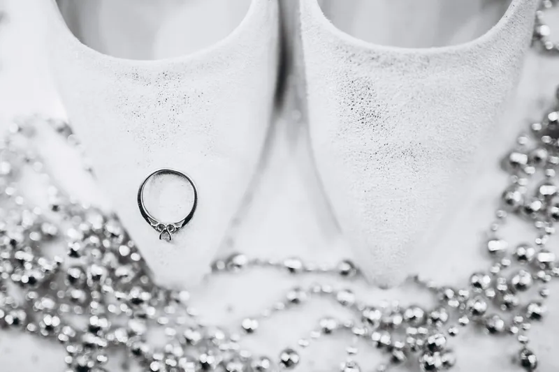 Read article: Finding Unique Engagement Rings for Every Personality Type
