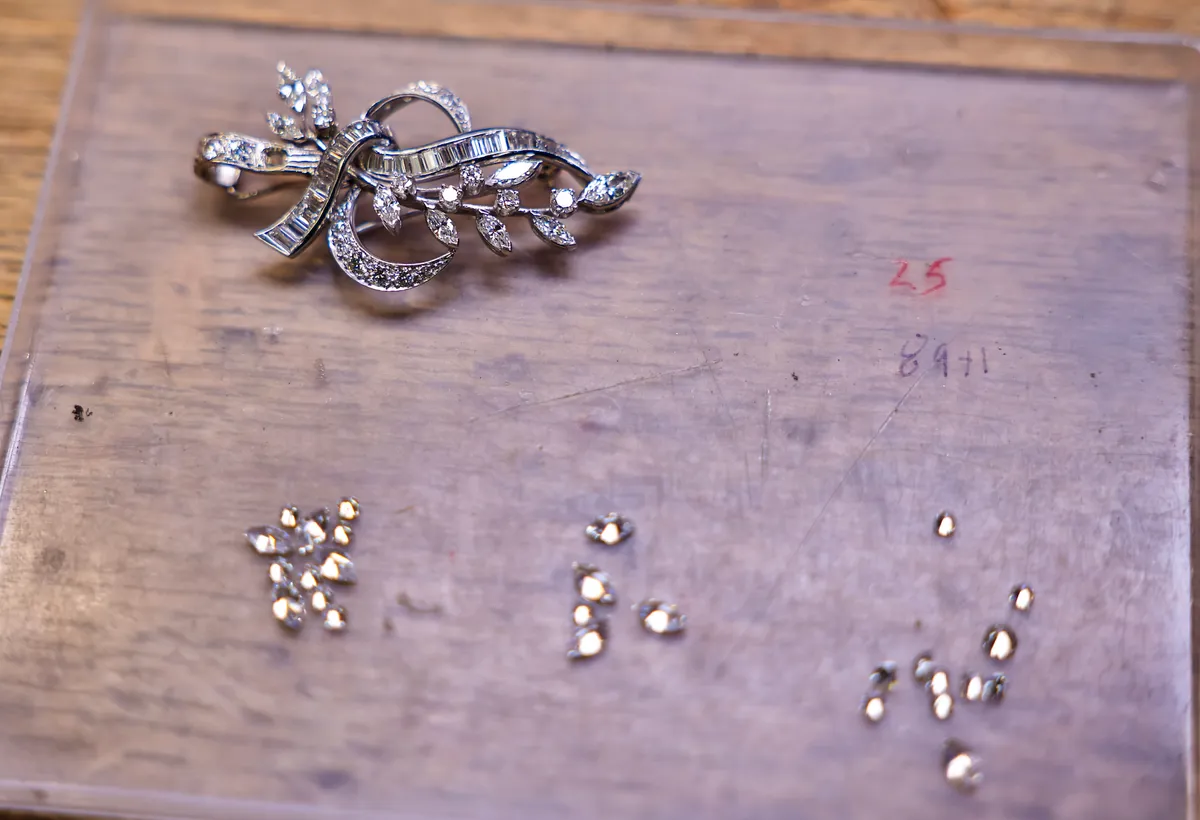 Read article: Bring New Life Into your Heirloom Jewelry