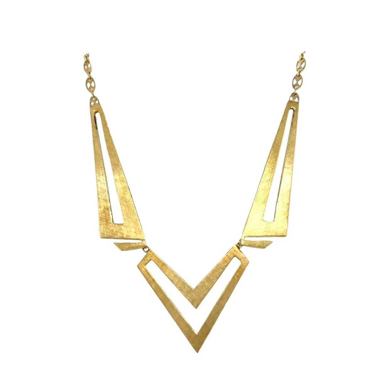  Estate jewelry offers something the new showcase simply cannot: character. Each piece in our Jewelry with a Past collection carries its own history, crafted with the meticulous attention and premium materials that defined earlier eras of fine jewelry making. Georgetown hand-picks every estate piece for quality and authenticity, so what you find in our showcase is genuinely worth finding. Georgetown Jewelers Wood Dale, IL