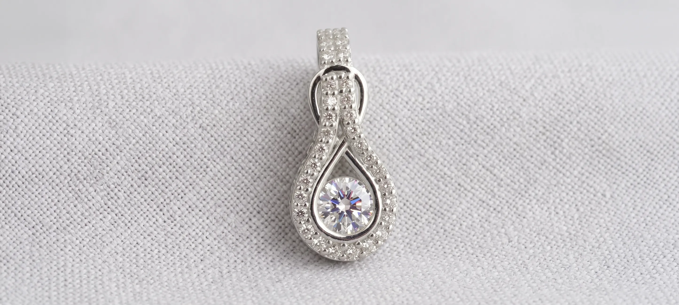 Custom jewelry design at Georgetown Jewelers, Wood Dale, IL