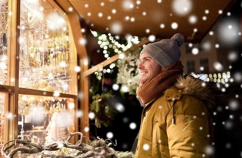 Read article: Celebrate and Sparkle all Season Long with Gary J. Long Jeweler's Festive Events