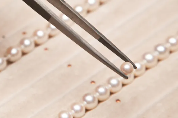 Learn about Pearl & Bead Restringing image