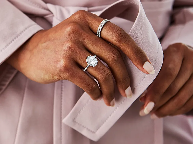 Shop engagement ring settings at Grogan Jewelers in Florence, AL.