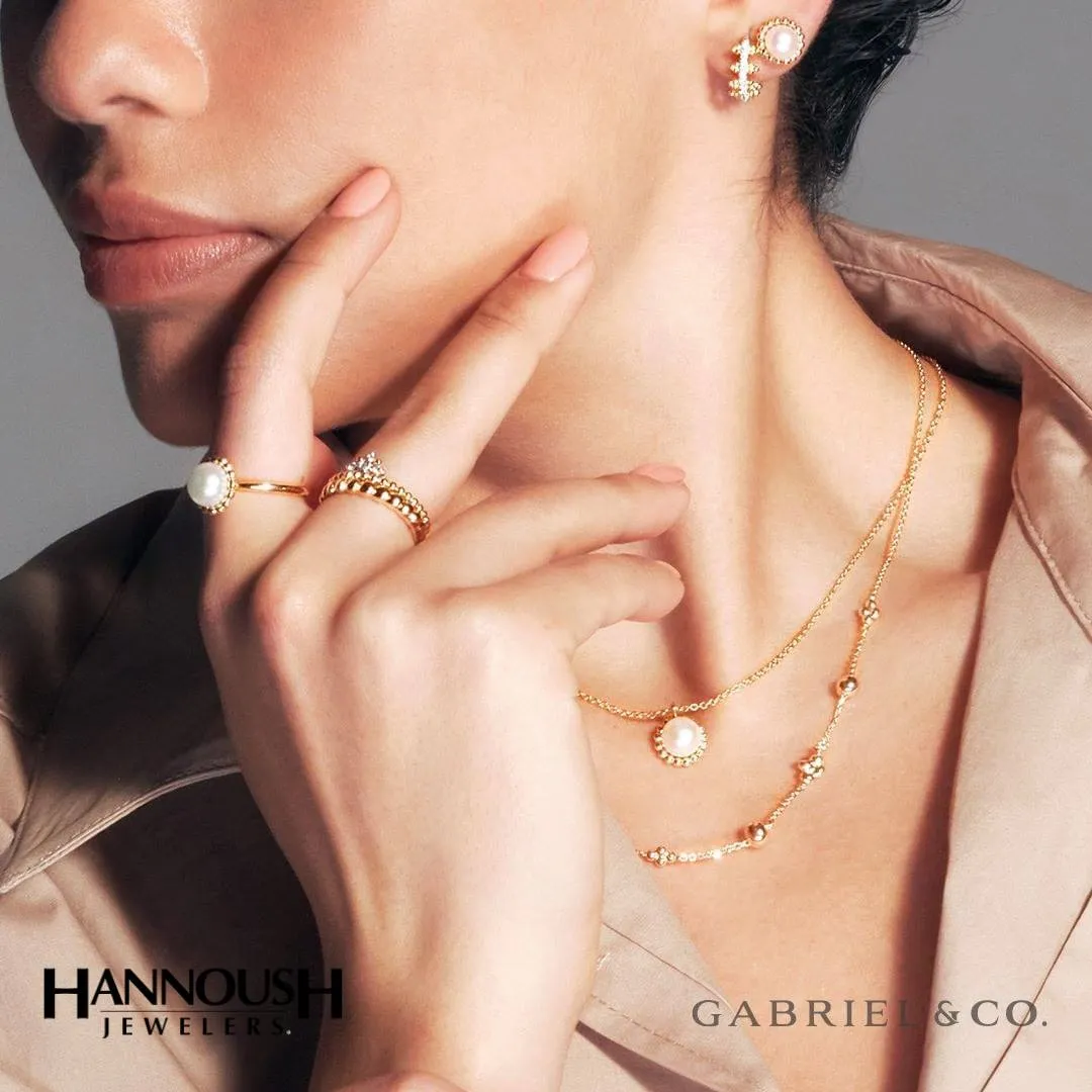 History of Pearls in Fashion