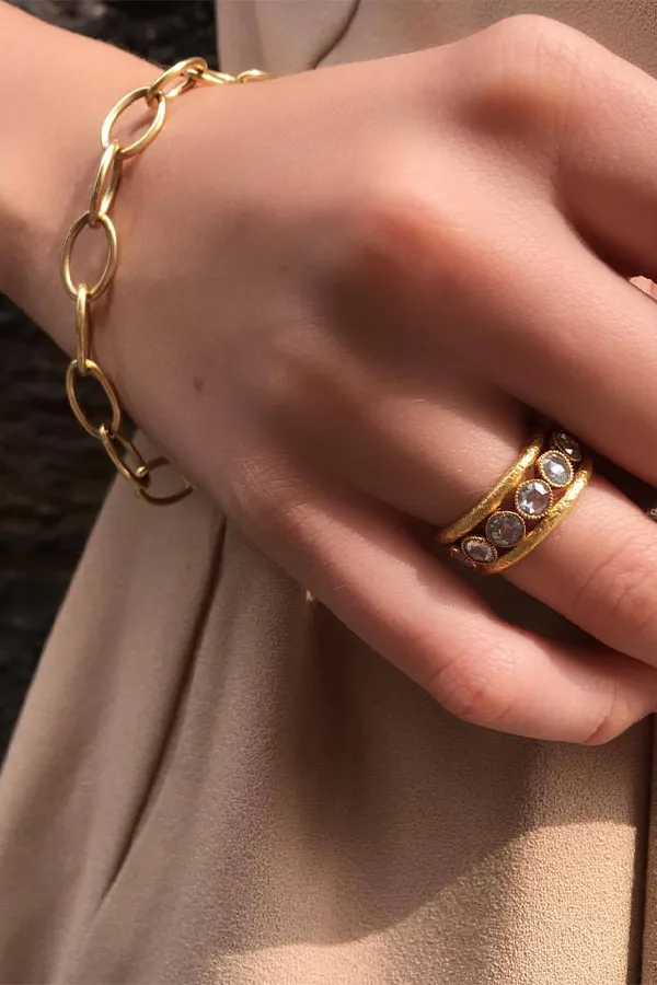 Featured Brand: Single Stone >